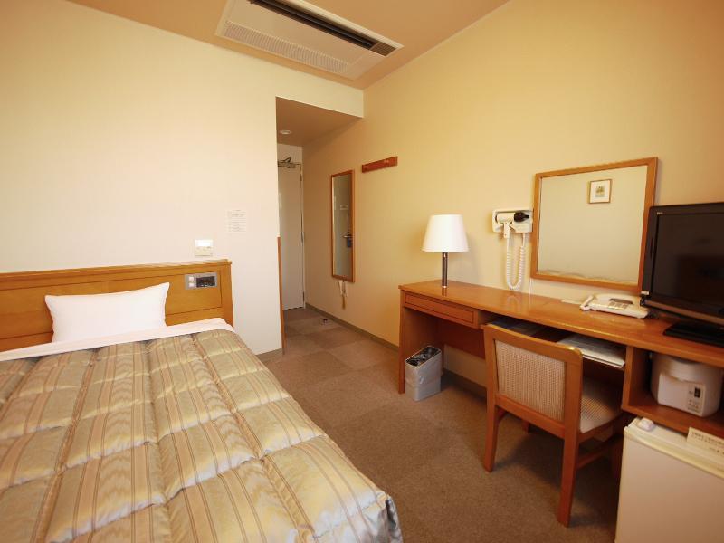 Hotel Route-Inn Yonezawa Ekihigashi Eksteriør billede